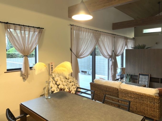 後藤工務店様のモデルハウスのカーテン